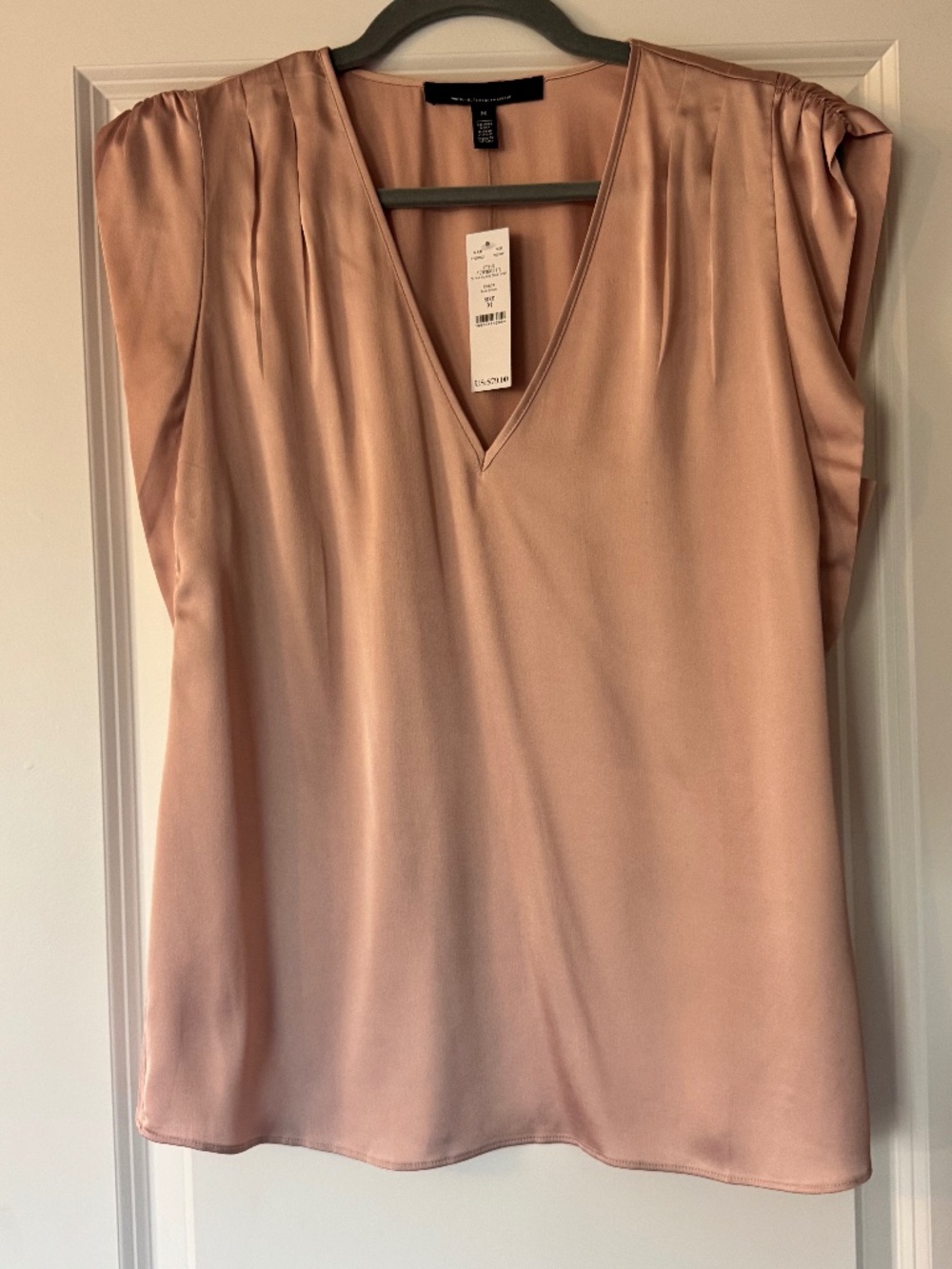 White House Black Market V Neck Flutter Sleeve shiny rose smoke Top Size M NWT